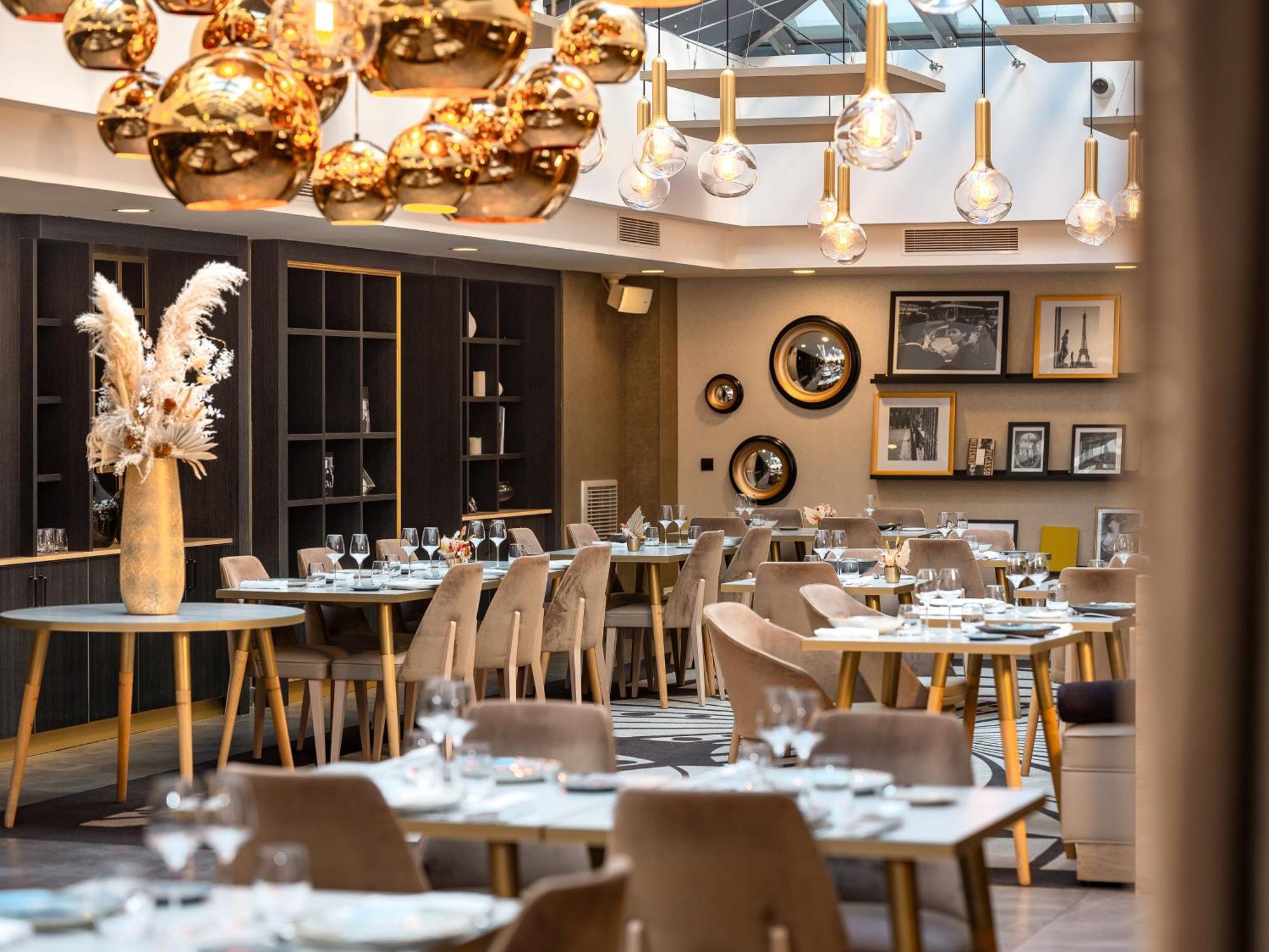 Niepce Paris, Curio Collection By Hilton Hotel Bagian luar foto