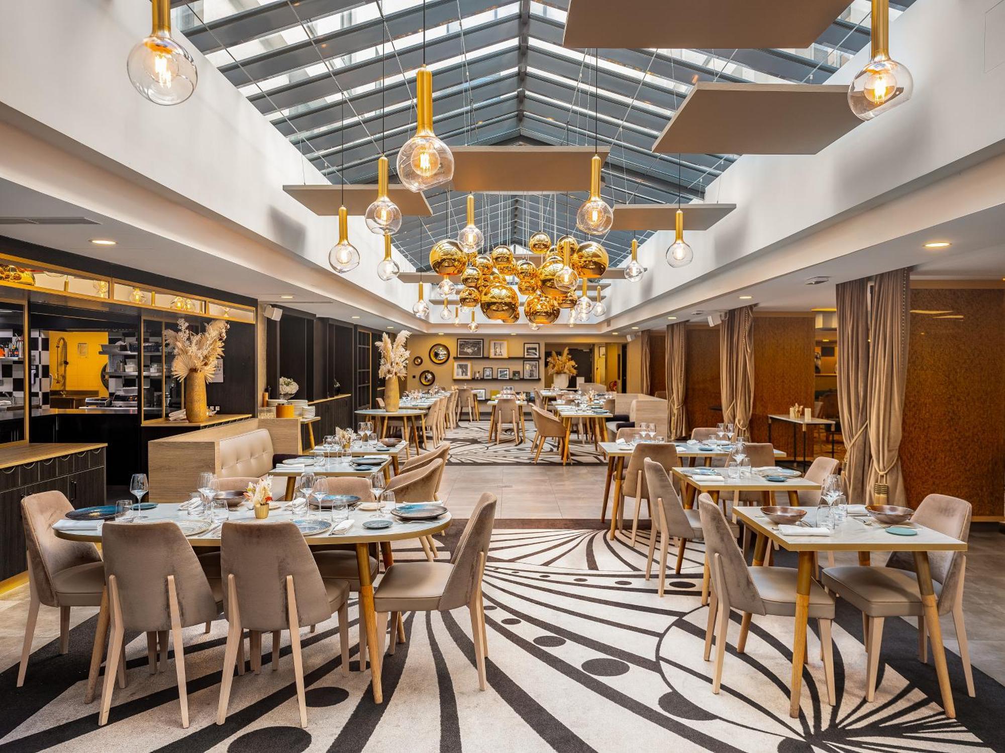Niepce Paris, Curio Collection By Hilton Hotel Bagian luar foto