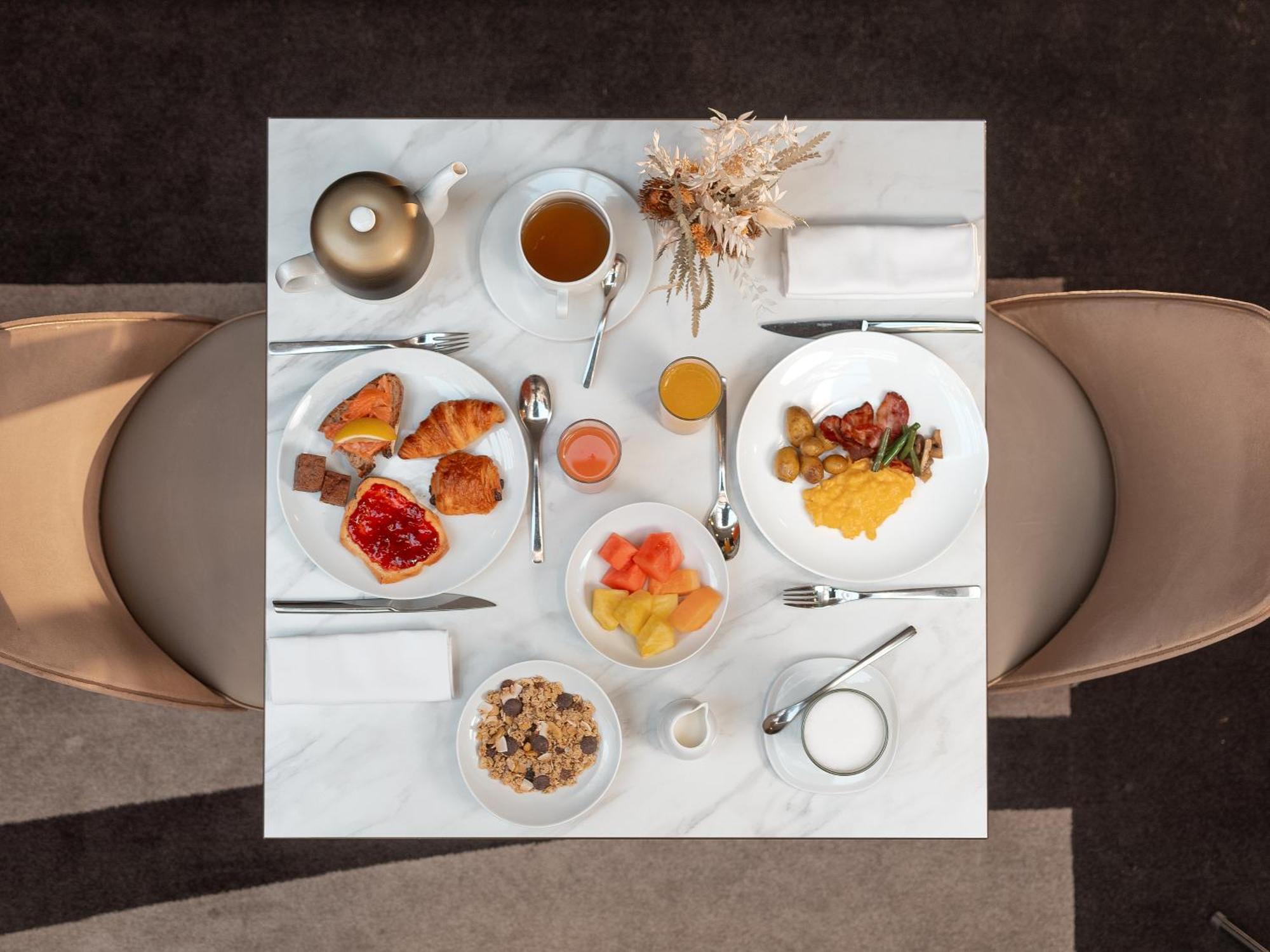 Niepce Paris, Curio Collection By Hilton Hotel Bagian luar foto